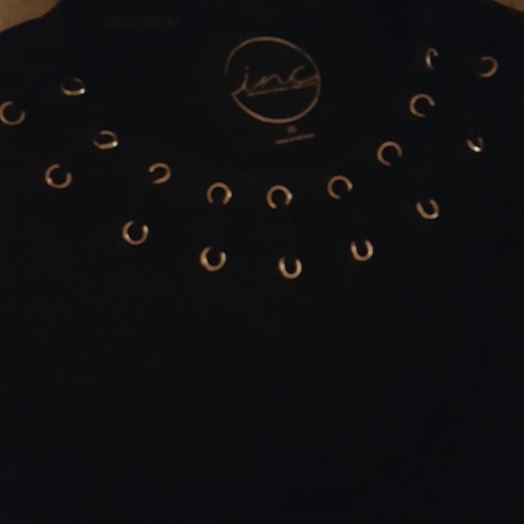 Inc - Picture 2 of 4